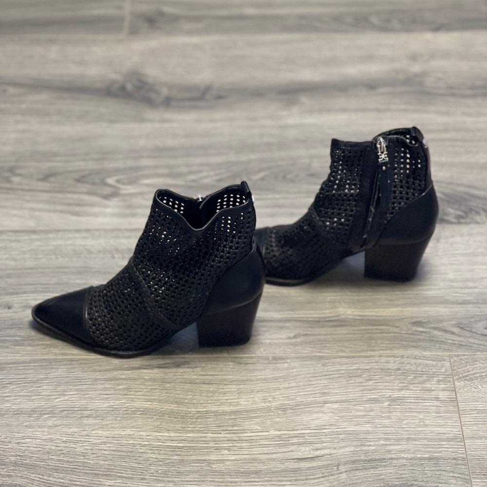 Sam Edelman Elita Black Woven Cap Toe Booties - Picture 3 of 11